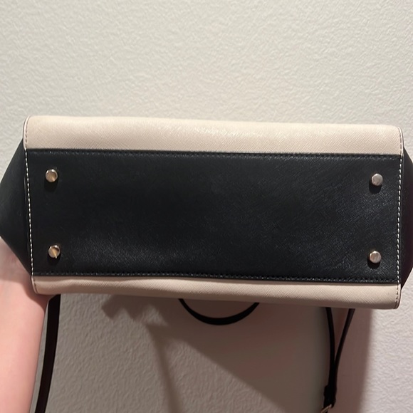 Large kate spade satchel - Picture 6 of 6
